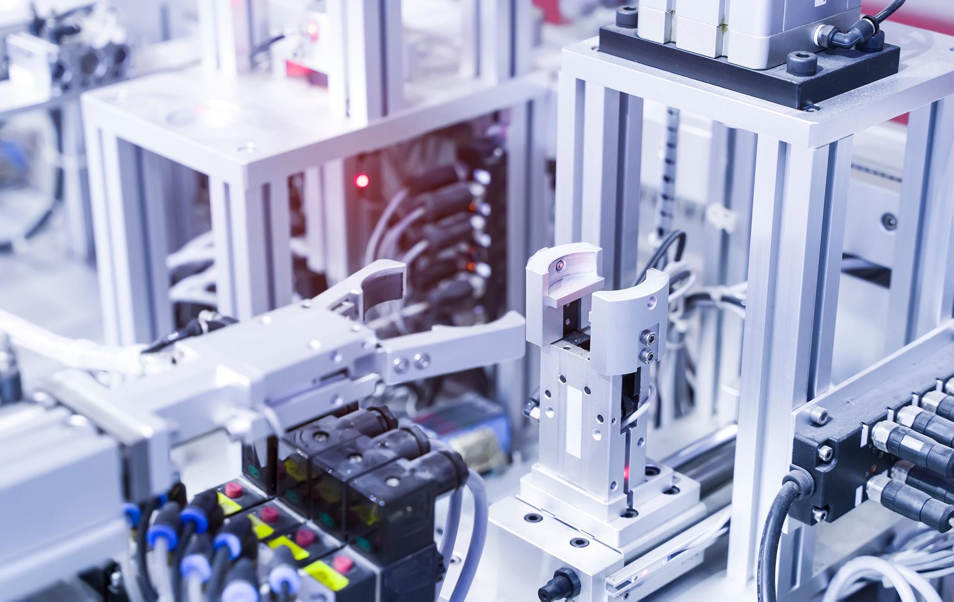Industrieroboter mit elektrischer Schnittstelle | Schleifringkörper

